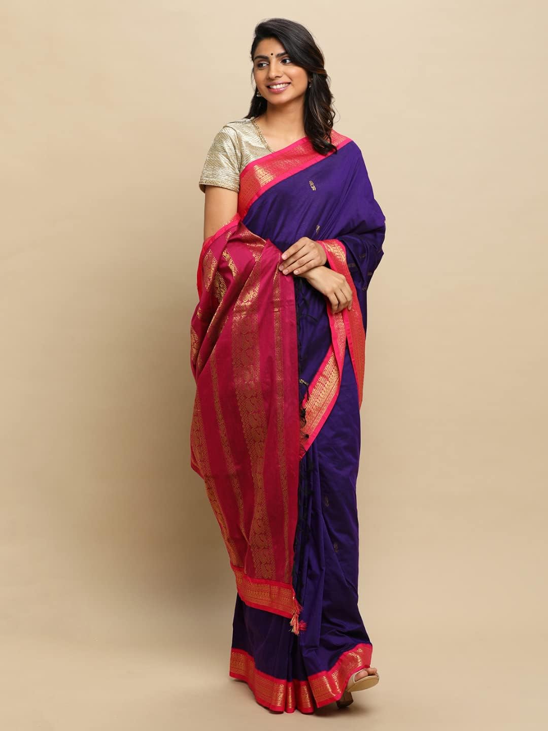 Women's Gadwal Silk Cotton Saree with Contrast Unstitched Blouse Piece - Stylish and Classic Traditional Saree