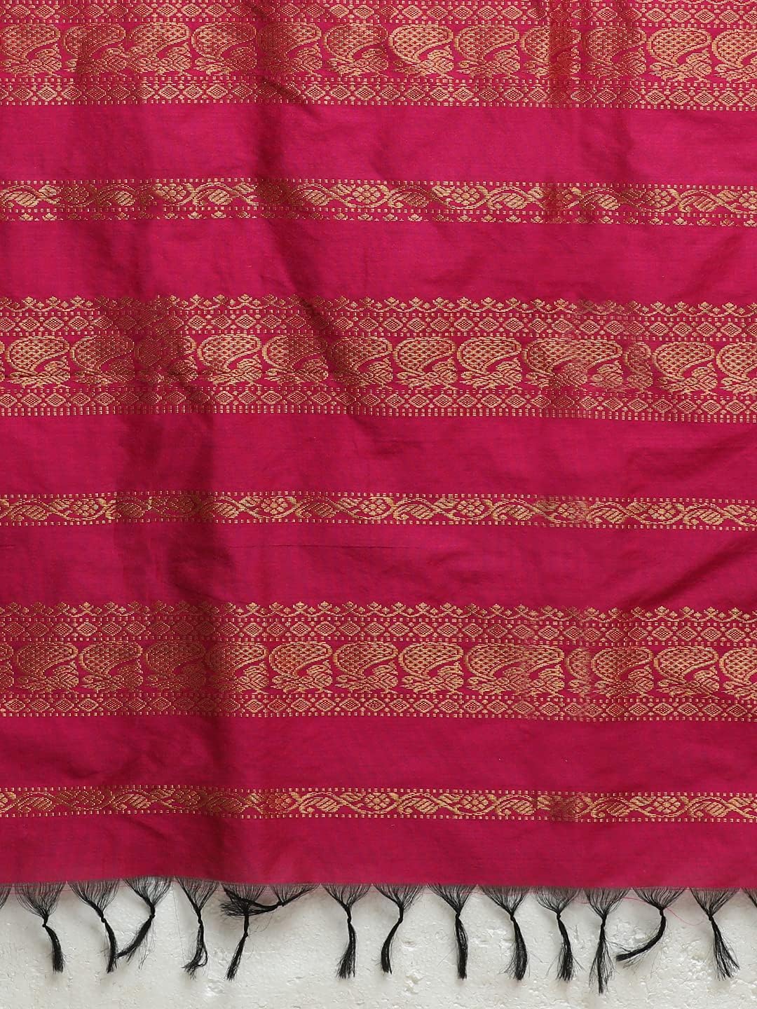 Women's Gadwal Silk Cotton Saree with Contrast Unstitched Blouse Piece - Stylish and Classic Traditional Saree