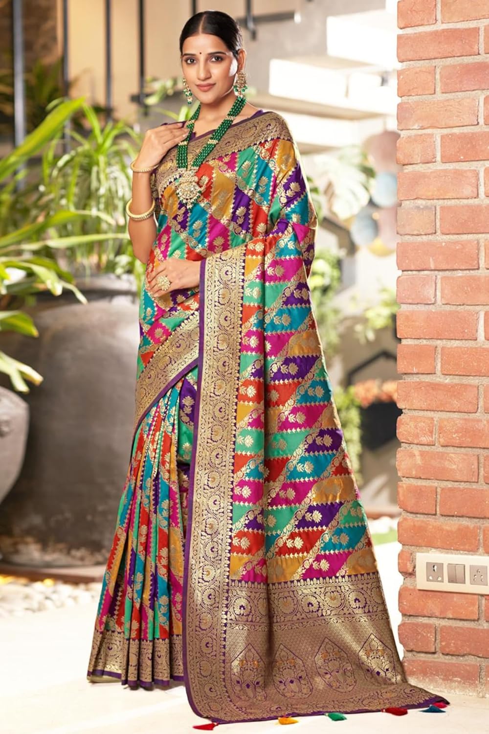 Women's Kanjivaram Soft Silk Saree With Blouse Piece 6.3metres