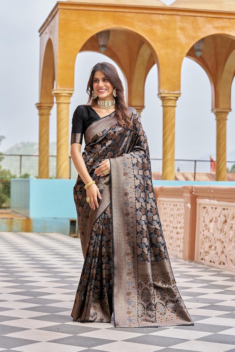 Womens Kanjivaram Silk Saree with Zari Woven Saree With Blouse Piece