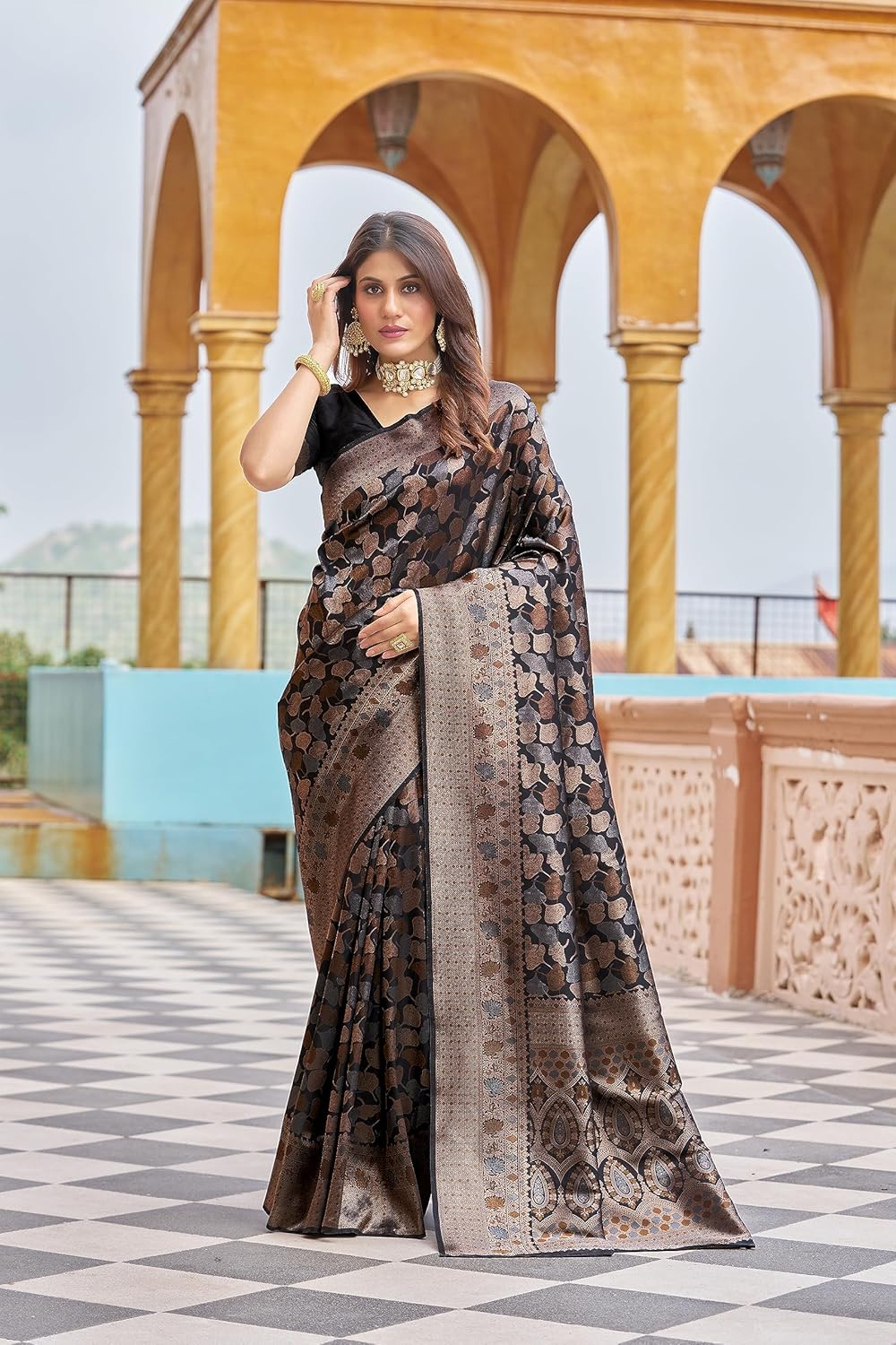 Womens Kanjivaram Silk Saree with Zari Woven Saree With Blouse Piece